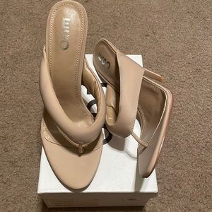 EGO thong sandals in nude still in box…worn once! Little wear on the sole.